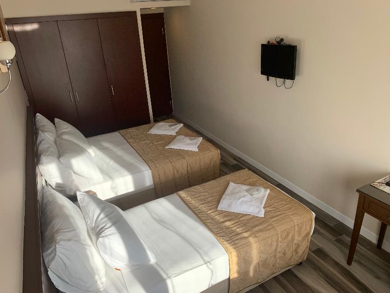Kecik Hotel Istanbul Bagian luar foto