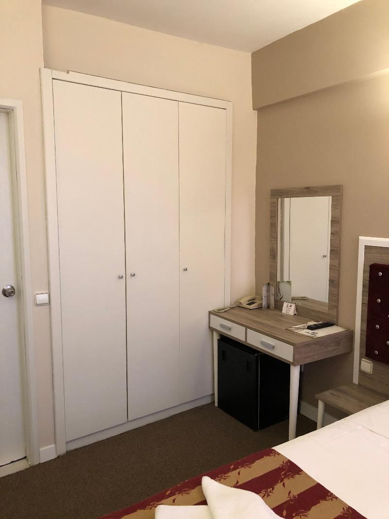 Kecik Hotel Istanbul Bagian luar foto