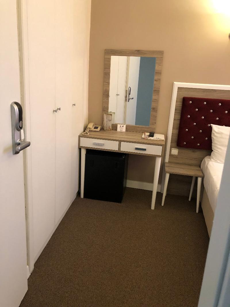 Kecik Hotel Istanbul Bagian luar foto
